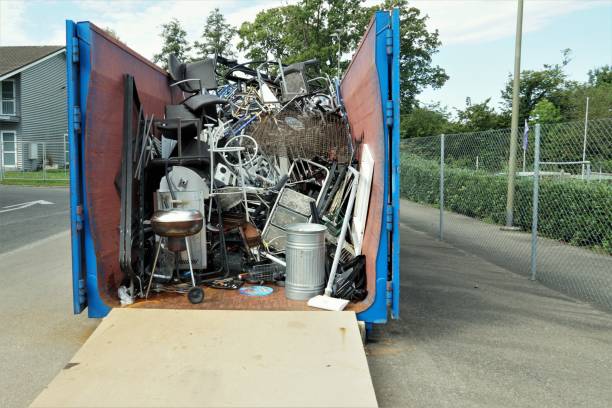 Best Yard Waste Removal  in Finneytown, OH